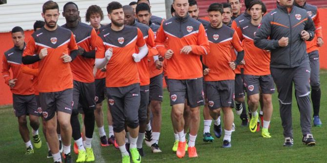 Adanaspor’da Aytemiz Alanyaspor Maçı Hazırlıkları Sürüyor