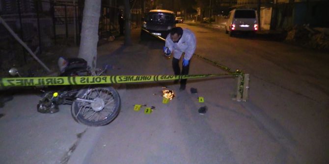 Darp Ettikleri Yaşlı Adamı Bıçaklayarak Öldürdüler