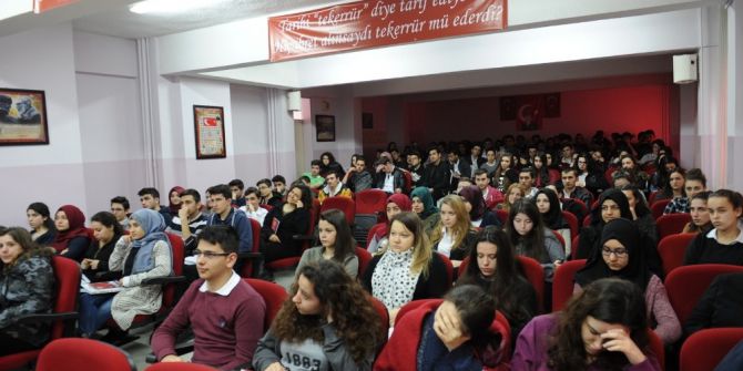 Gürsu Belediyesi’nden Öğrencilere Kaygı Semineri