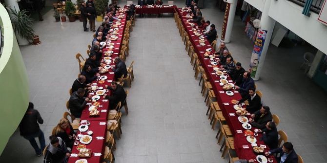 Başkan Başsoy, Güne Büyük Çarşı Esnafı İle Başladı