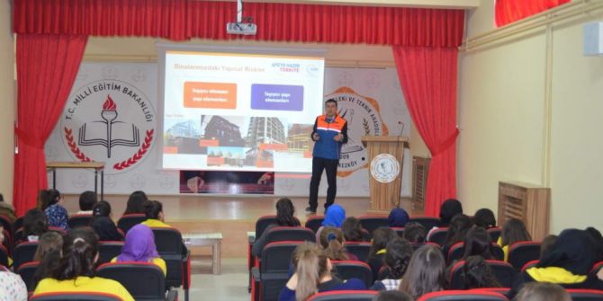 Liselilere Afet Bilinci Eğitimi