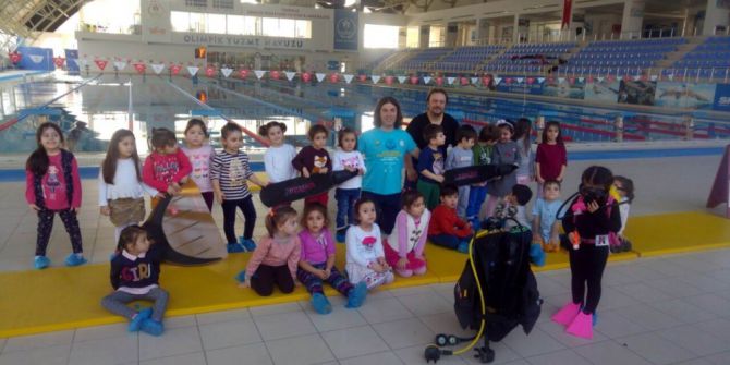 Anaokulu Öğrencilerine Su Sporları Eğitimi