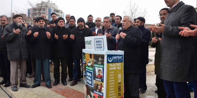 Pursaklar’dan Halep’e 2 Tır Yardım Malzemesi Gönderildi