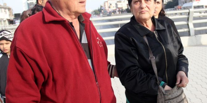 Boynundaki Kolyeyi Kapkaççıya Kaptırdı