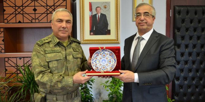 Tümgeneral Alparslan’dan Rektör Şengörür’e Ziyaret