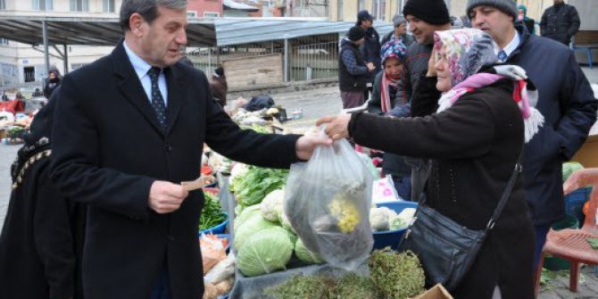 Başkan Özkan, Pazarcı Esnafıyla Buluştu