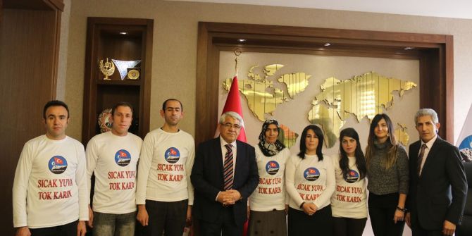 Kars Belediyesi’nin “Sıcak Yuva Tok Karın” Projemiz Devam Ediyor