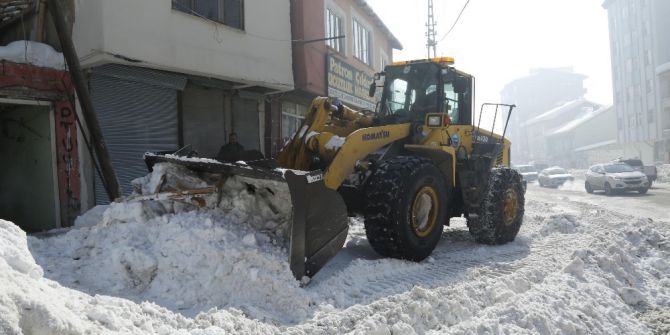 Yüksekova’da Karla Mücadele Çalışması
