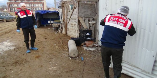 1 Gecede 15 Evi Soydular