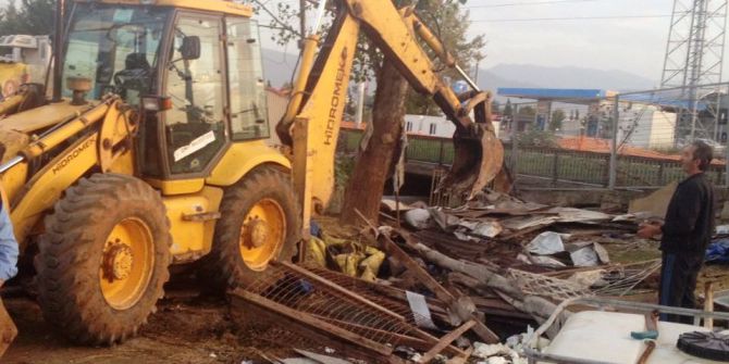 İzmit’te Görüntü Kirliliğine Geçit Yok