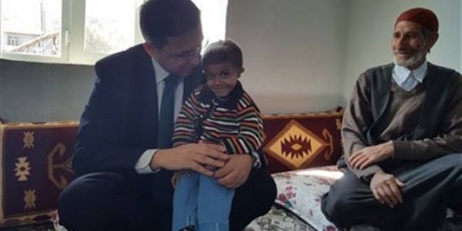 Kaymakam Sağ’dan Lösemi Hastası Muhammed Atilla’nın Ailesine Ziyaret