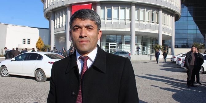 Köy Garajının Taşınmasını Protesto Ettiler