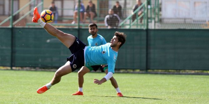 Aytemiz Alanyaspor, Adanaspor Maçı Hazırlıklarını Sürdürüyor