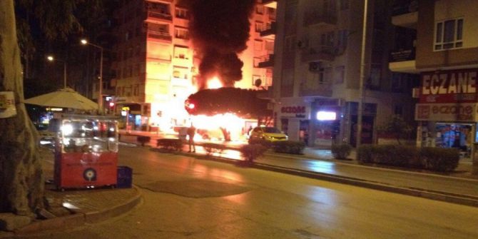 Servis Midibüsü Yandı, İşçiler Ölümden Döndü