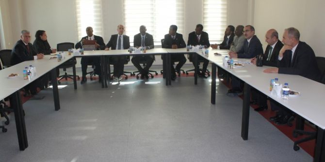 Cibuti Eğitim Bakanı Mahmud’dan Aso Teknik Kolejine Ziyaret