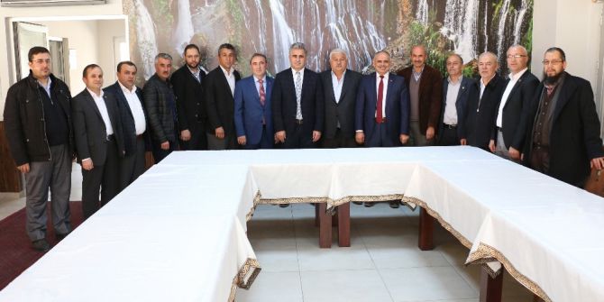 Kayseri’nin Yahyalı İlçesinde Ak Parti, Mhp Ve Stk’lar Referandum’da ’Evet’ Oyu Kullanacaklarını Açıkladı