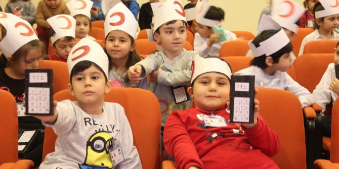 Minik Çocuklara İlk Yardım Kursu