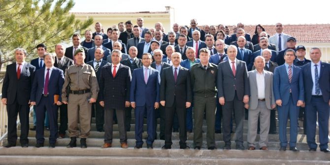 Niğde Valisi Peynircioğlu, Bor Ve Altunhisar İlçelerinde Vatandaşlar Buluştu