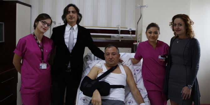 8 Yıldır Şikayet Ettiği Hastalıktan Artroskopik Yöntemle Kurtuldu