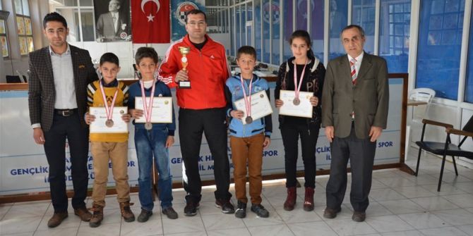 Okullar Arası Satranç Müsabakaları Sona Erdi