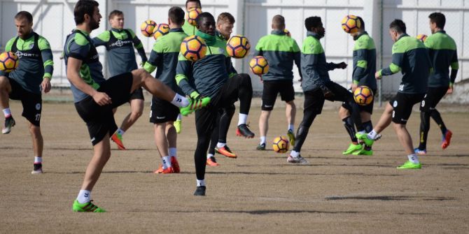 Atiker Konyaspor, Trabzonspor Hazırlıklarını Sürdürüyor