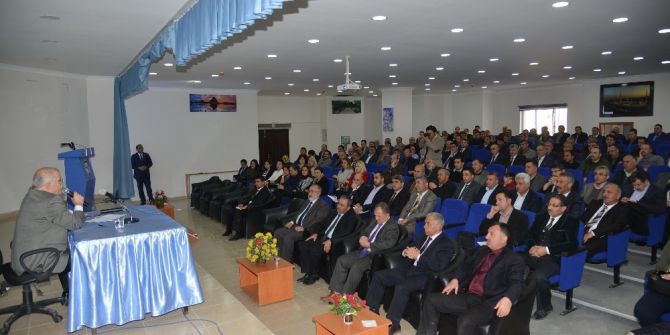 Vali, Okul Aile Birliği Başkanları Ve İdarecileri İle Buluştu