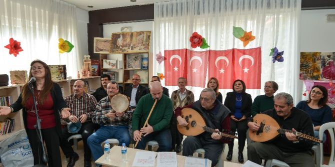 Muratpaşa Belediyesi Soğuksu Yaşlı Evi’nde ‘Sevgi Günü’ Eğlencesi