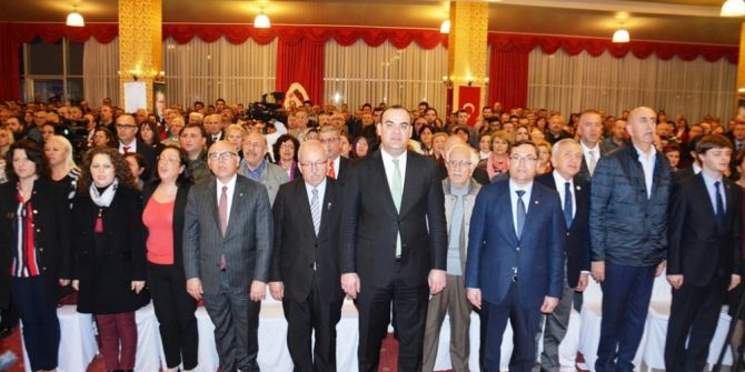 Başkan Albayrak Anayasa Değişikliği Paneline Katıldı