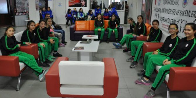 Simav’da Basketbol Şöleni