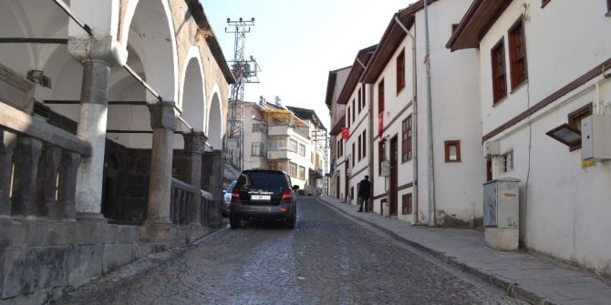 Akil Muhtar Erdem Sokak Tarihi Dokuya Uygun Onarılacak