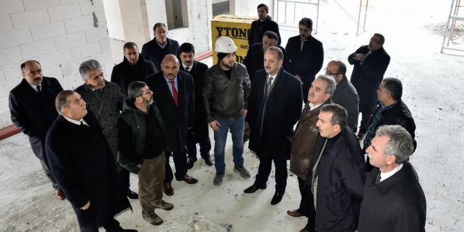 Başkan Akgül, Ekin Mahallesi Aile Merkezini İnceledi