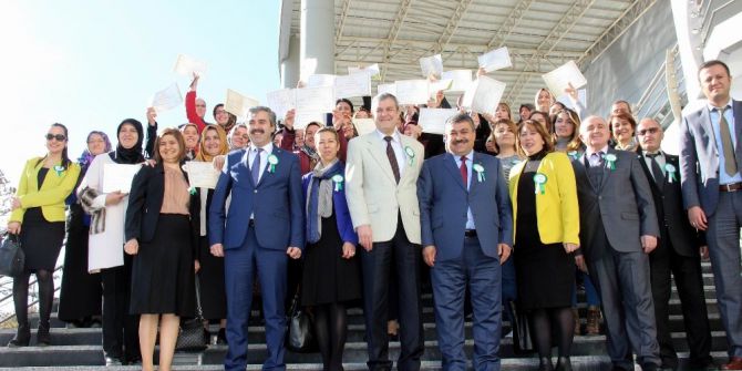 Kadın Çiftçiler Ekolojik Olarak Ürünlerin İşlenmesi Ve Paketlenmesi Konusunda Eğitilecek