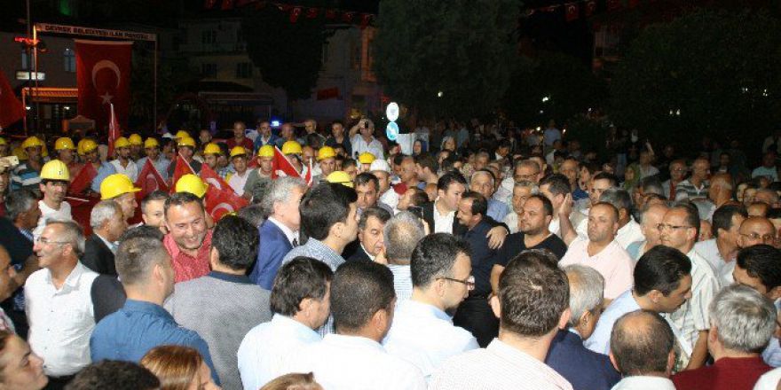 Demokrasi Nöbeti Devrek’te Kesintisiz Olarak Devam Ediyor