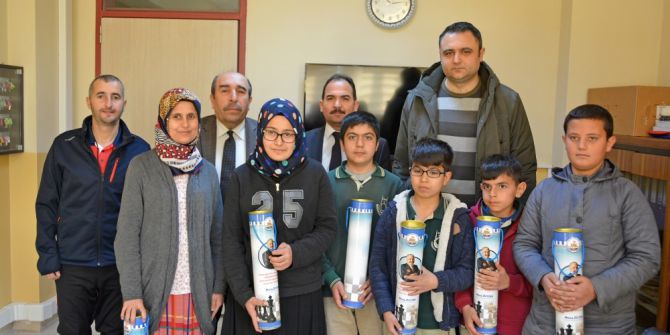 Kozan Belediyesi’nden Öğrencilere Satranç Takımı