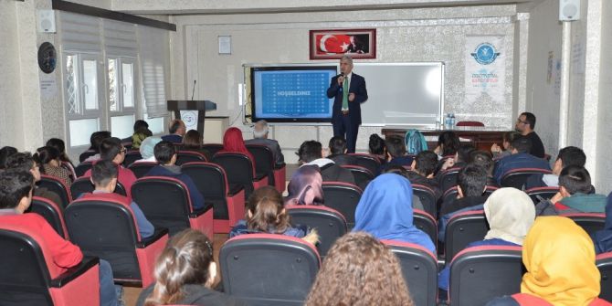 Başkanı Polat Öğrencilerle Tecrübelerini Paylaştı