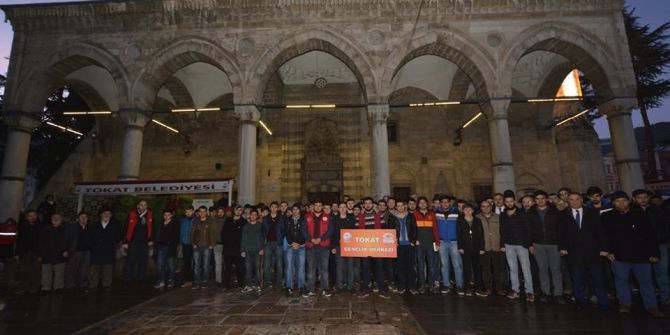 Gençler Sabah Namazında Buluştu