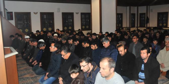 Akşehirli Gençler Sabah Namazında Buluştu