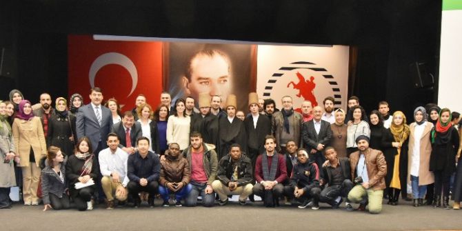 Uluslararası Öğrenciler Türkçeyi Yaşayarak Öğreniyor