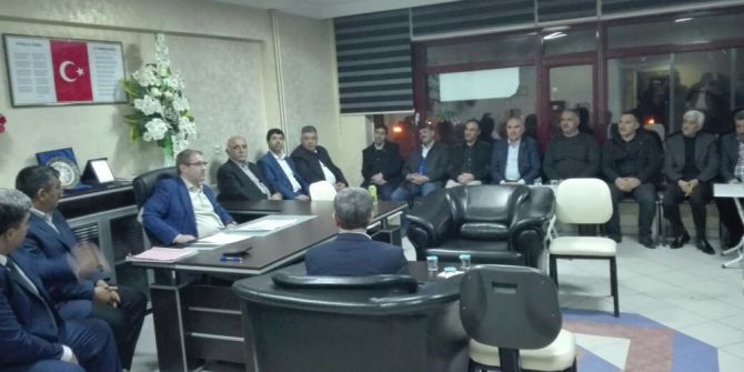 Kovancılar’da İş Adamlarıyla İstişare Toplantısı