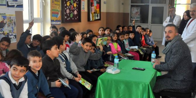 Yazar Çavdar, 3 İlkokulda Öğrencilerle Buluştu