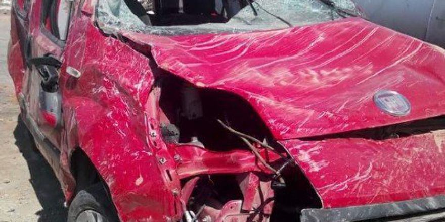 Hafif Ticari Araç Takla Attı: 4 Yaralı