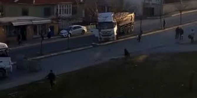 Vatandaşa Önce Hafriyat Kamyonu Terörü Yetmedi Sonra Sopa İle Kovalama