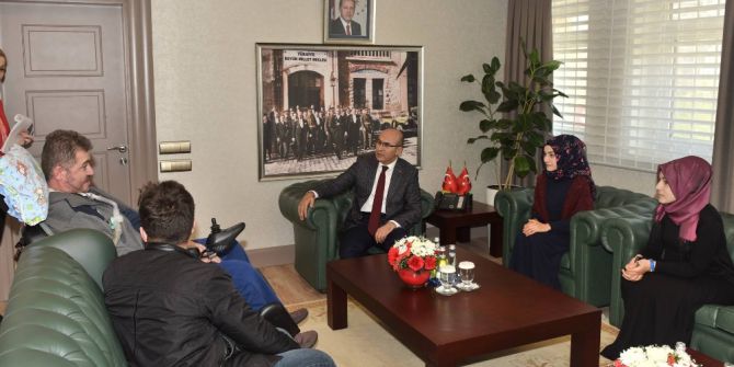 Als Hastası Yasin Asma Ve Çocuklarından Vali Demirtaş’a Ziyaret