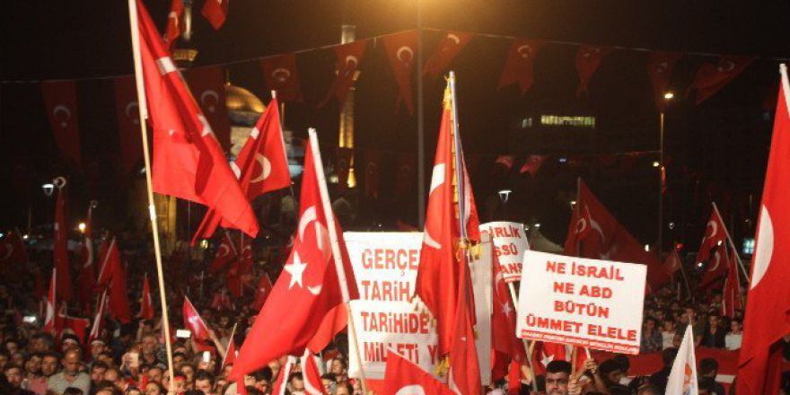 Demokrasi Nöbeti 9. Gününde