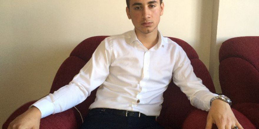 Cumhurbaşkanı Erdoğan’ın Alnından Öptüğü Yaralı Genç O Gece Yaşadıklarını Anlattı