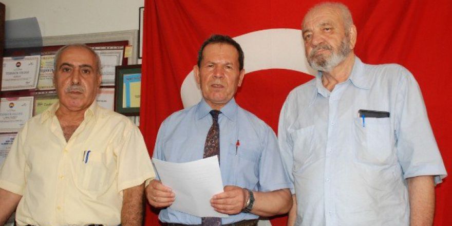 Edebiyatçılar Darbe Girişimini Kınadı