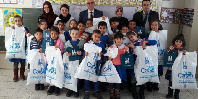 Ebb Hayır Çarşısı’ndan Öğrencilere Eğitim Desteği