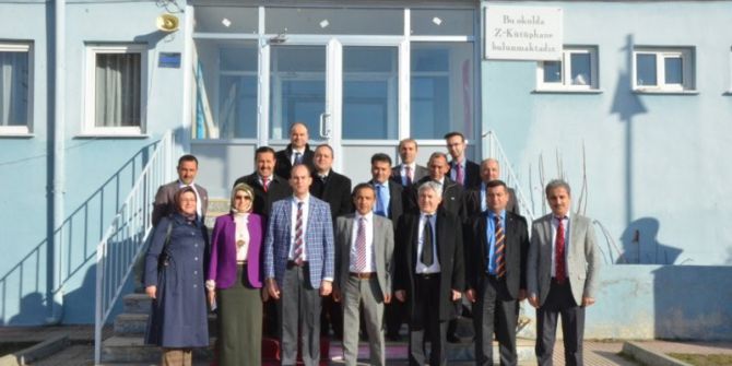 İlçe Milli Eğitim Müdürleri Toplantısı Yenipazar’da Yapıldı