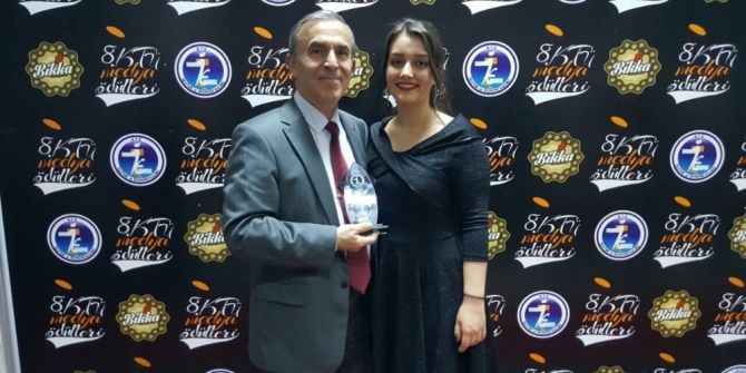 Mehmetçik Vakfı’na Yılın Sivil Toplum Kuruluşu Ödülü