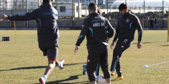 Amed Sportif Anadolu Üsküdar’a Kilitlendi